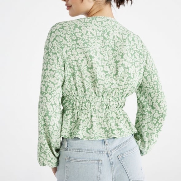 NWT JUSTFAB Long Sleeve Printed Woven Top - Picture 2 of 8